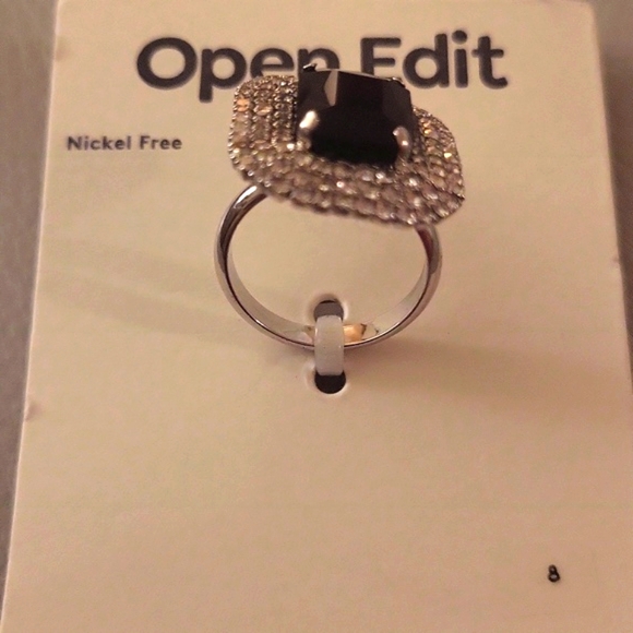 Ring - Picture 2 of 2